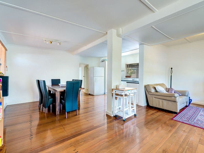 26 Tallara Street, Coombabah QLD 4216, Coombabah - Thumbnail 2