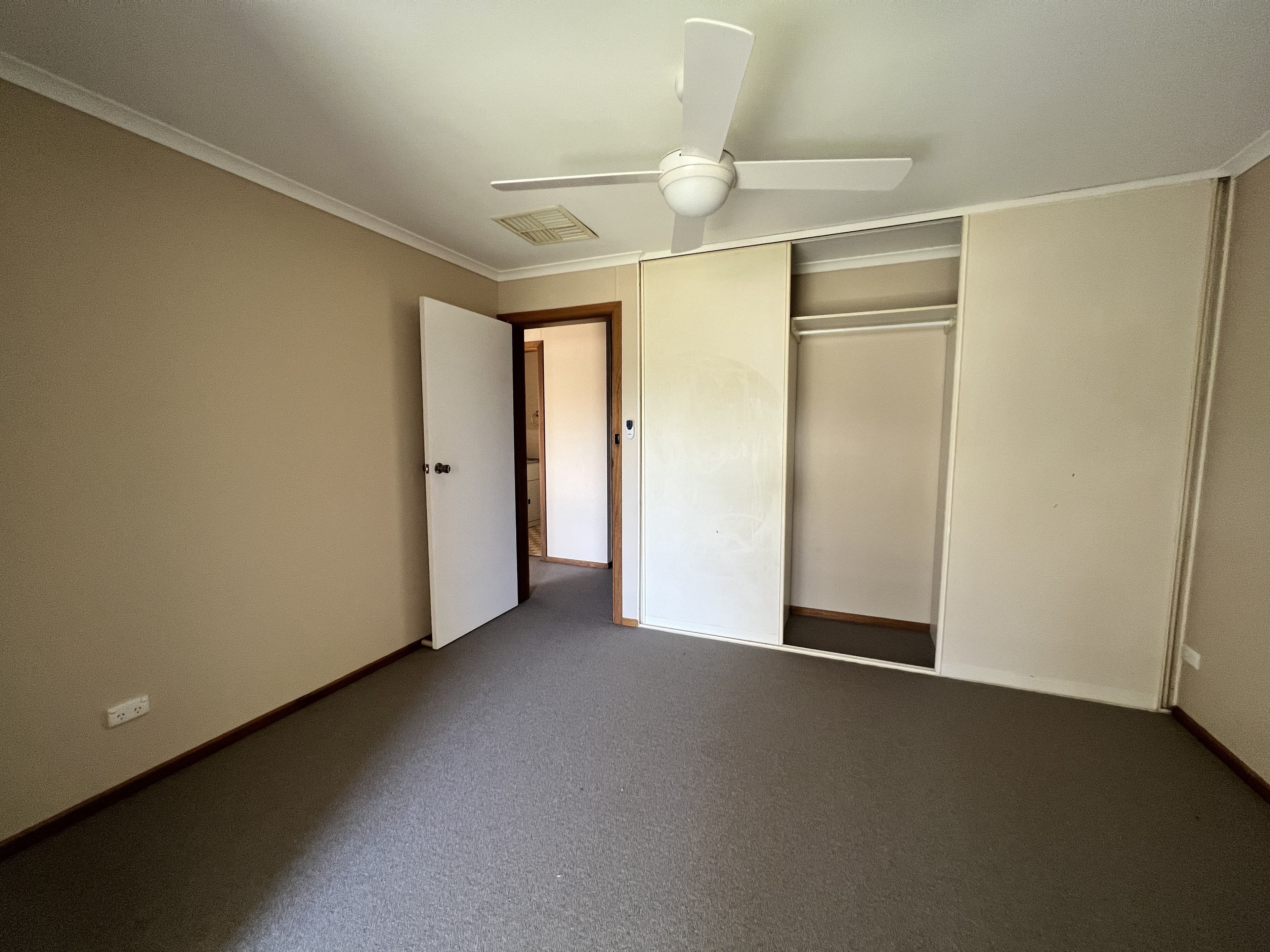 83B Pro Hart Way, Broken Hill NSW 2880, Broken Hill - Thumbnail 3