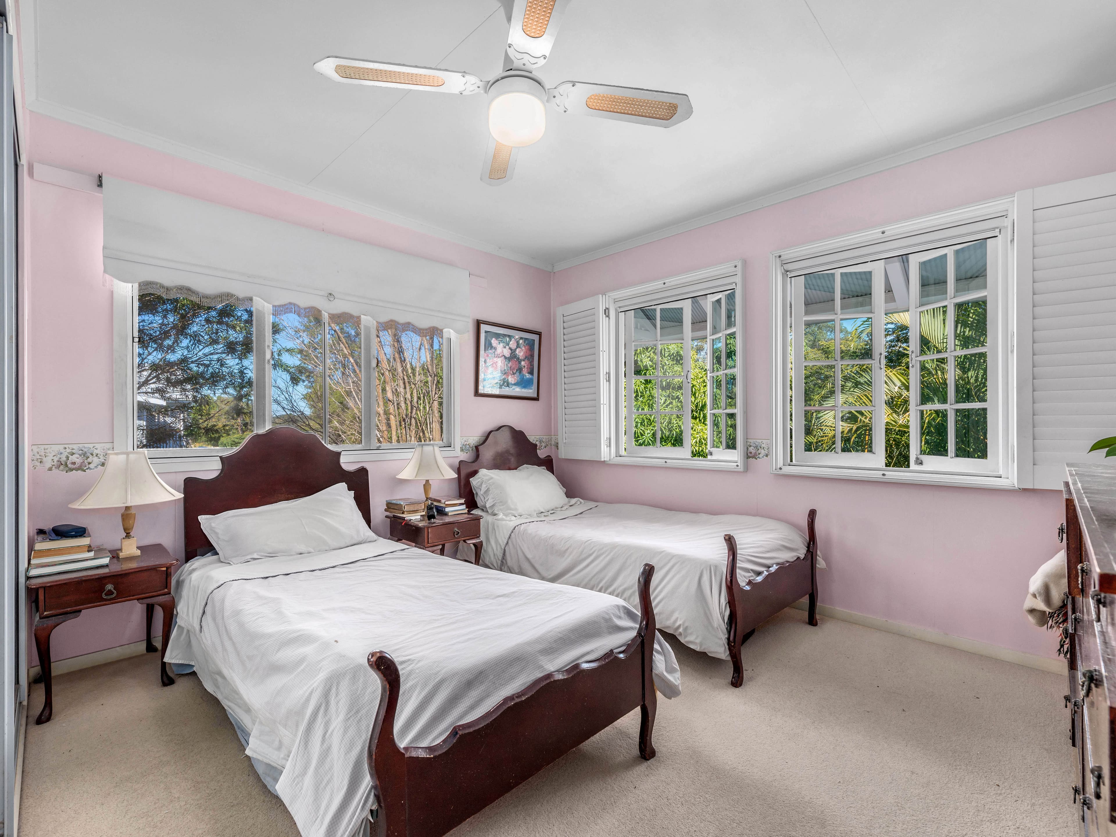 45 Yanderra Avenue, Arana Hills QLD 4054, Arana Hills - Thumbnail 4