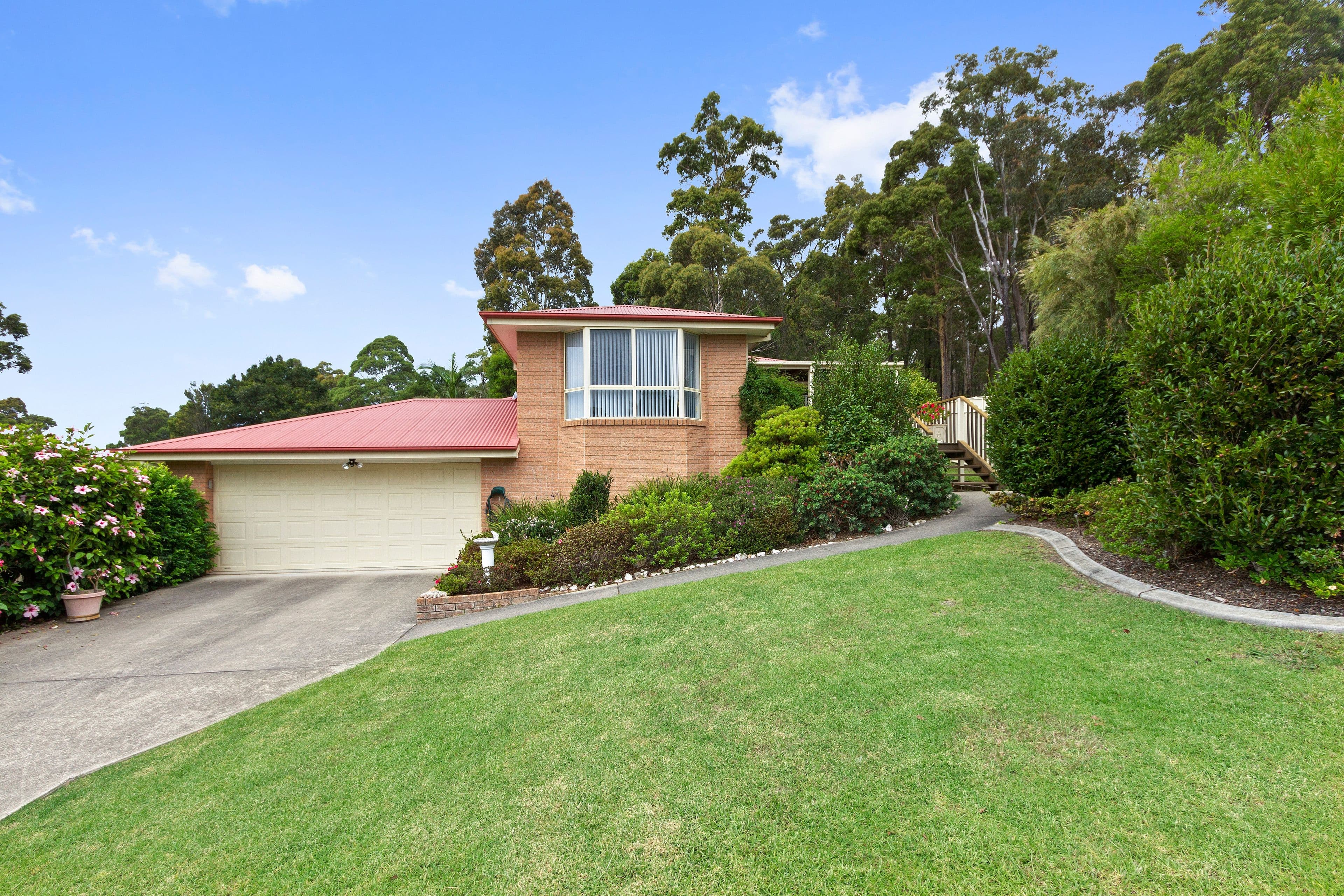 5 Cox Place, Sunshine Bay - Image 1