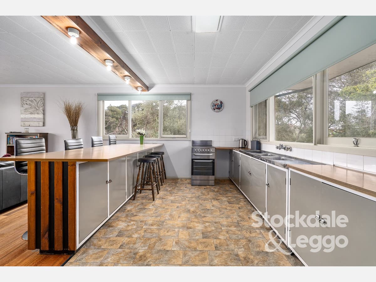 18 Grandview Avenue, Rye VIC 3941, Rye - Thumbnail 8