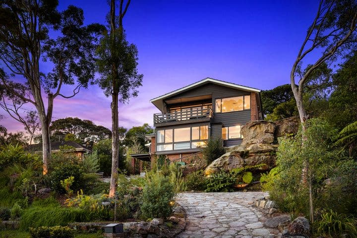33 The Rampart, Castlecrag NSW 2068, Castlecrag - Thumbnail 2