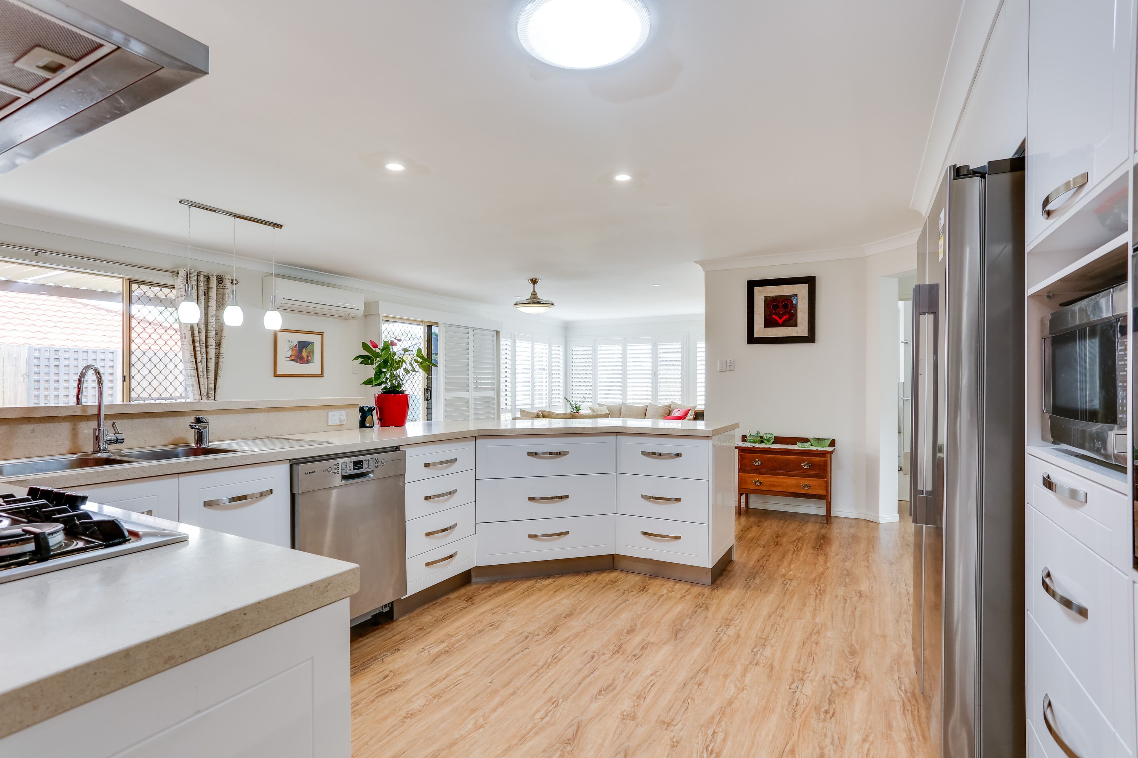 8 Simpson Way, Forest Lake QLD 4078, Forest Lake - Thumbnail 6