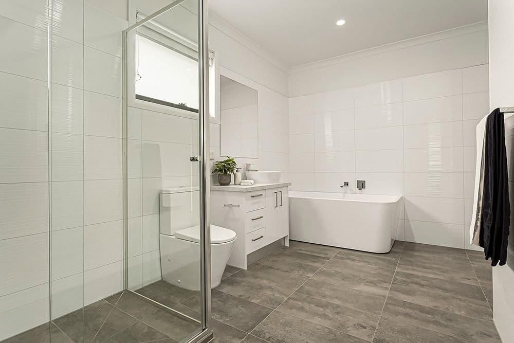 6 Plymouth Avenue, Pascoe Vale VIC 3044, Pascoe Vale - Thumbnail 3