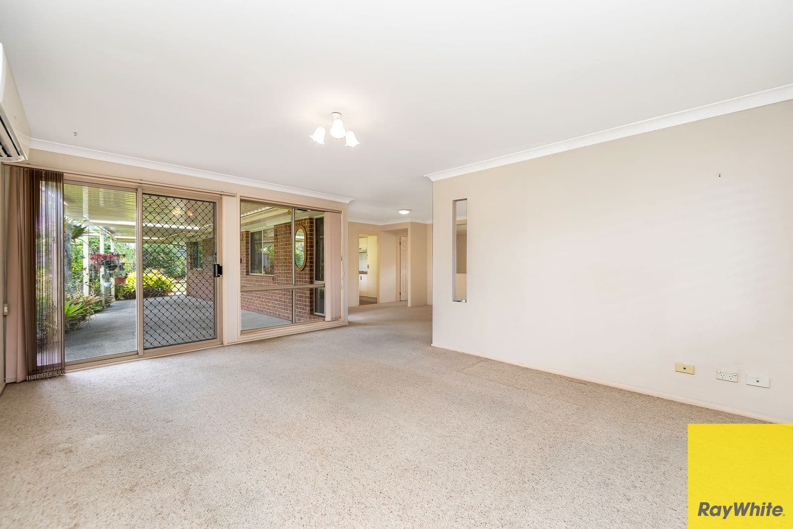 6 John Howe Place, Point Clare NSW 2250, Point Clare - Thumbnail 3