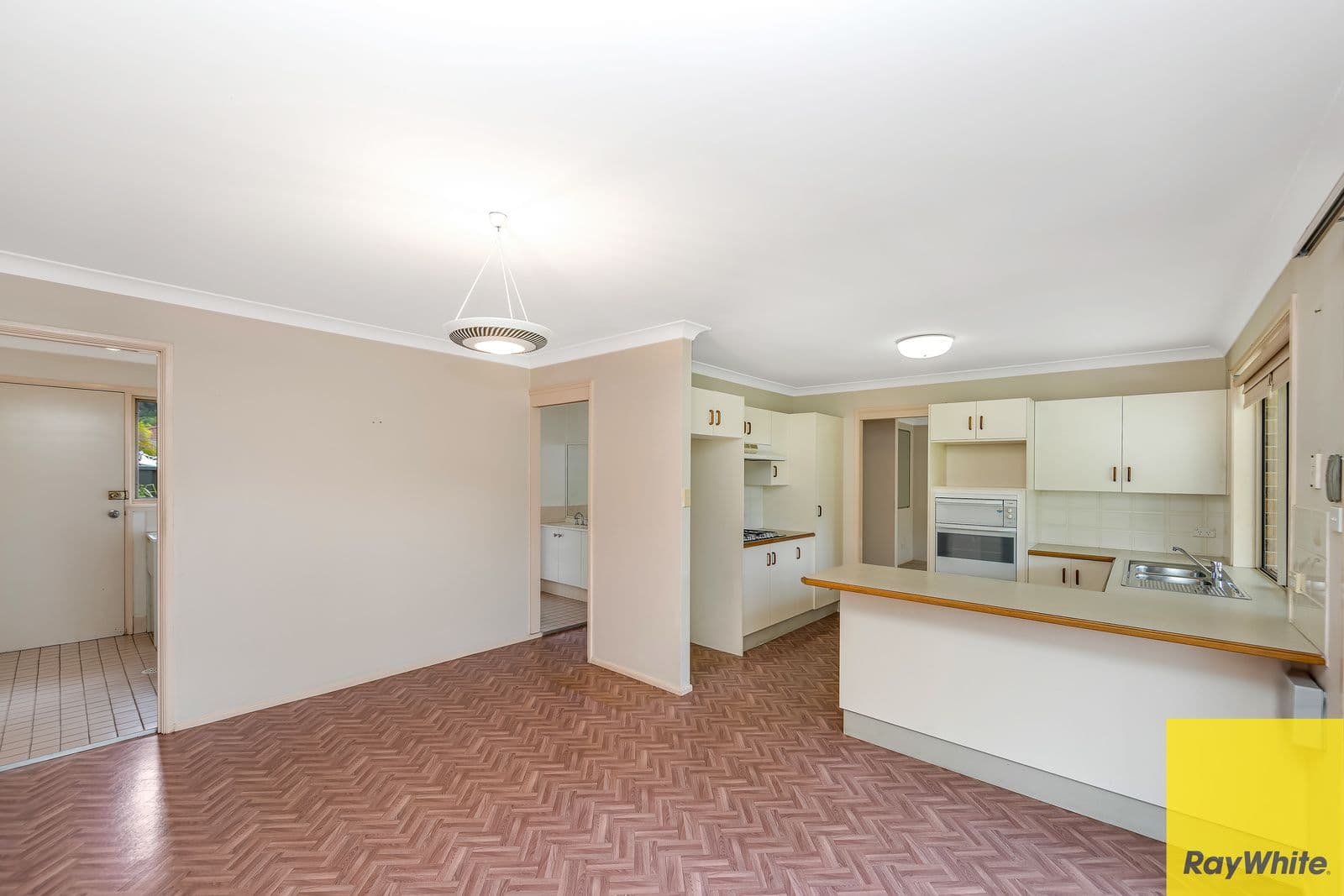 6 John Howe Place, Point Clare NSW 2250, Point Clare - Thumbnail 5