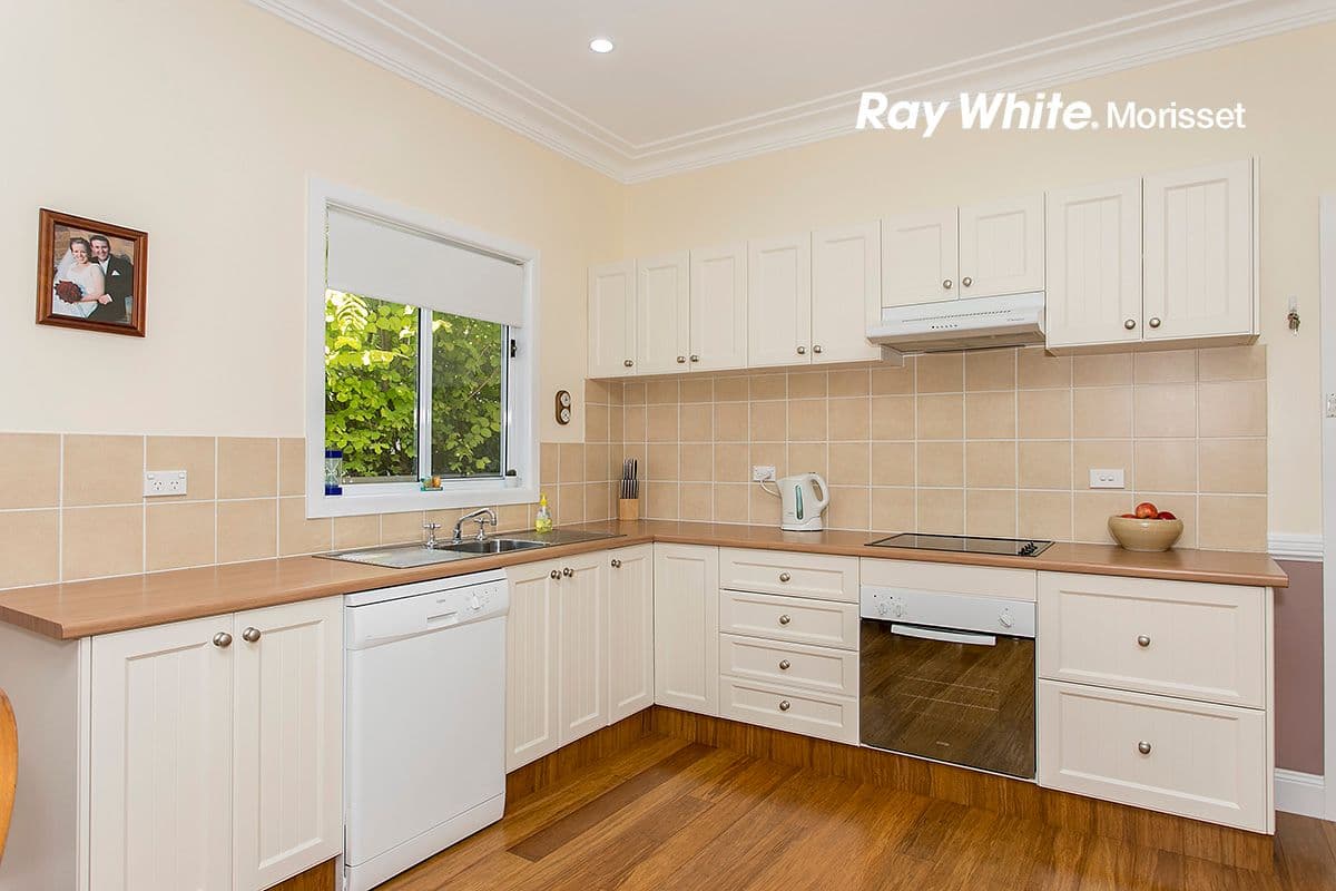 42 Avondale Road, Cooranbong - Thumbnail 2