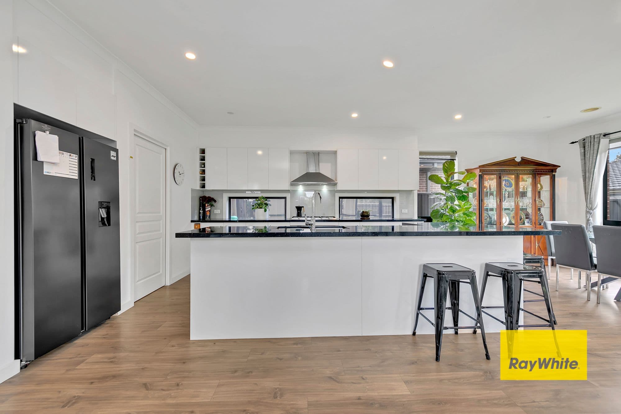 10 Tangelo Grove, Mernda VIC 3754, Mernda - Thumbnail 7