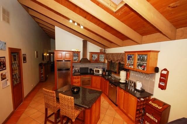 2 Aqueduct Avenue, MOUNT EVELYN VIC 3796, Mount Evelyn - Thumbnail 4