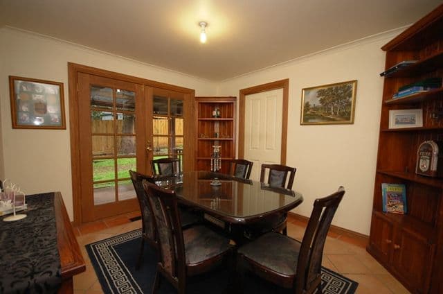2 Aqueduct Avenue, MOUNT EVELYN VIC 3796, Mount Evelyn - Thumbnail 5