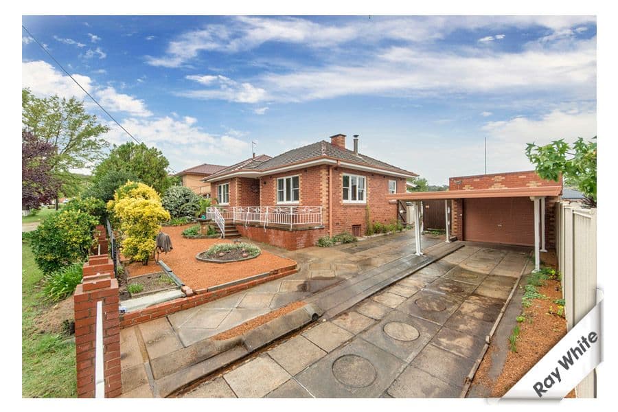 1 Hazelwood Street, QUEANBEYAN NSW 2620, Queanbeyan - Thumbnail 2