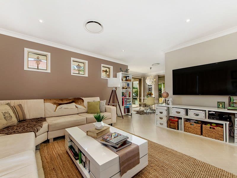 32 Papara Street, Pacific Pines QLD 4211, Pacific Pines - Thumbnail 3