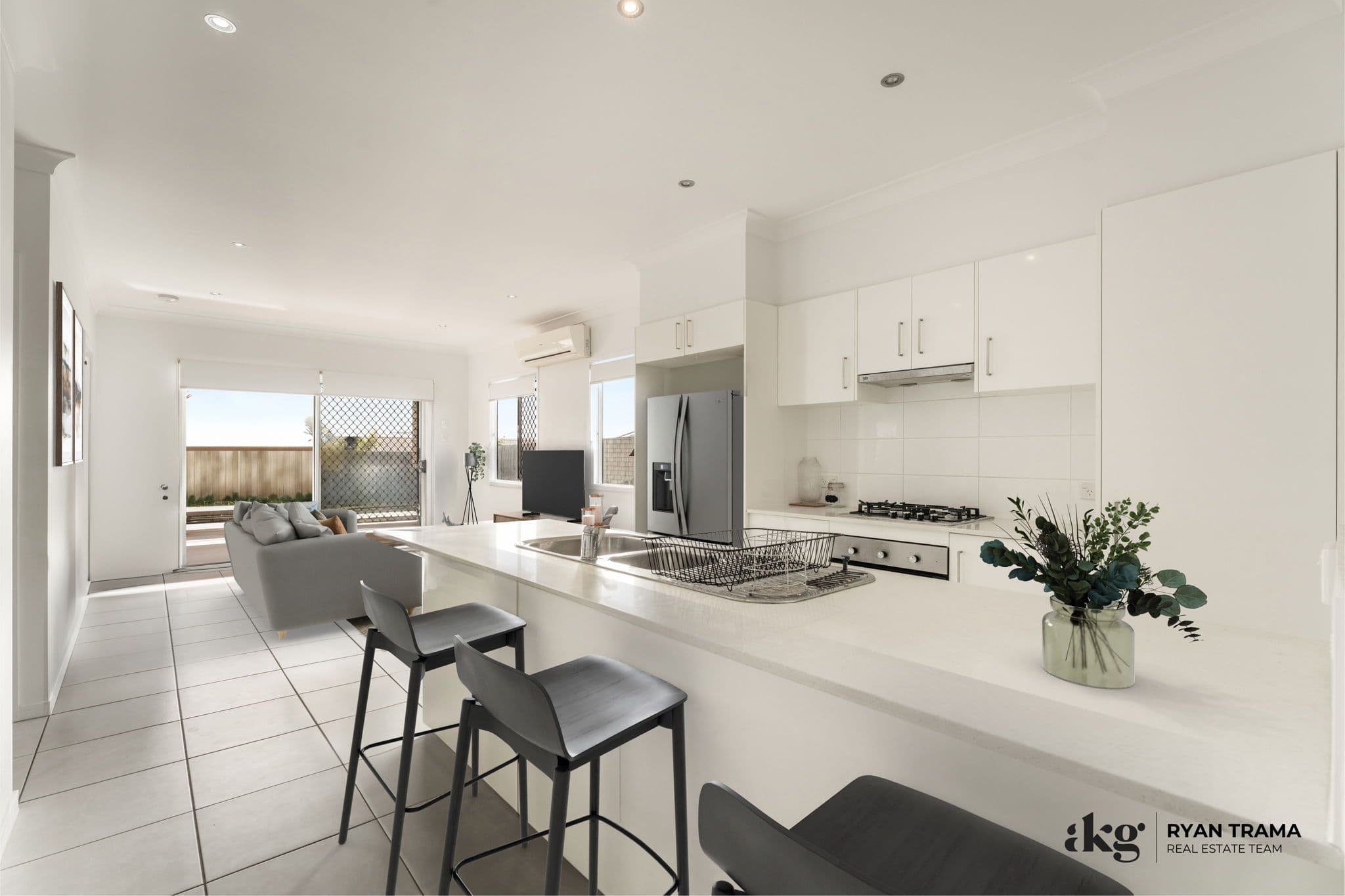 24 Mount Barney Crescent, Park Ridge QLD 4125, Park Ridge - Thumbnail 4