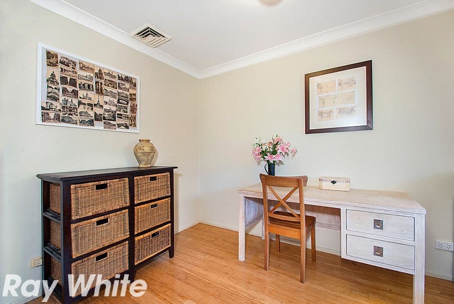 17 Beaumaris Avenue, CASTLE HILL NSW 2154, Castle Hill - Thumbnail 4