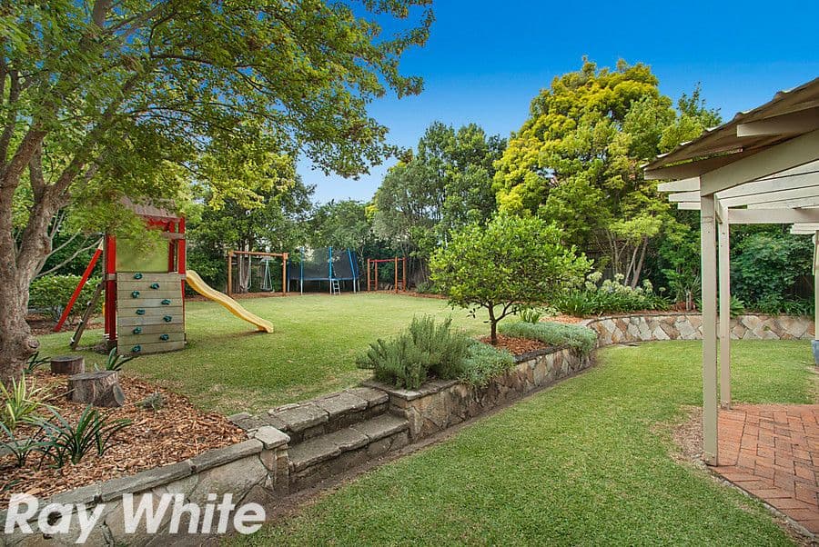17 Beaumaris Avenue, CASTLE HILL NSW 2154, Castle Hill - Thumbnail 6