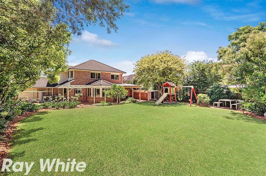 17 Beaumaris Avenue, CASTLE HILL NSW 2154, Castle Hill - Thumbnail 8