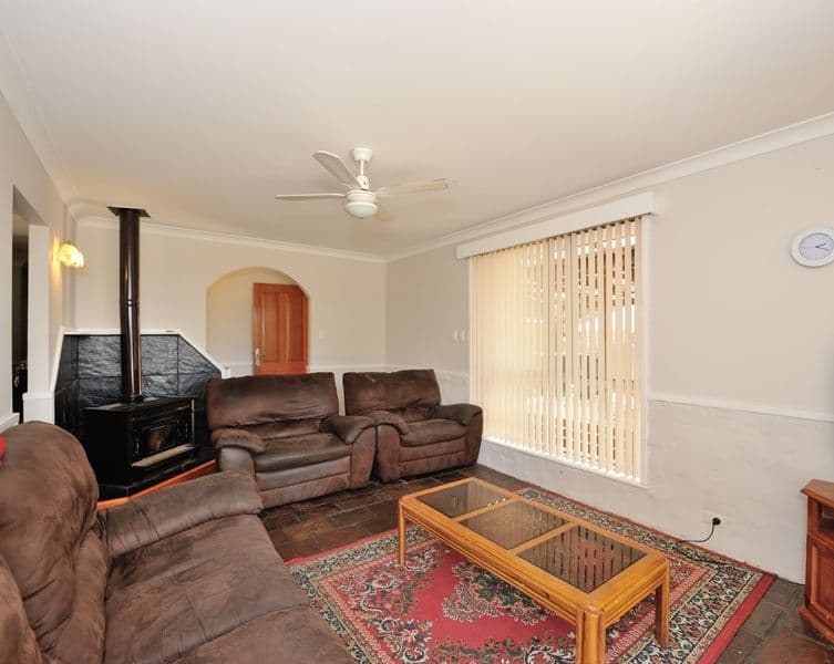 8 Riggs Place, PARMELIA WA 6167, Parmelia - Thumbnail 5
