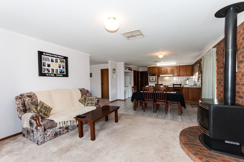 122 South Road, Yarrawonga VIC 3730, Yarrawonga - Thumbnail 2