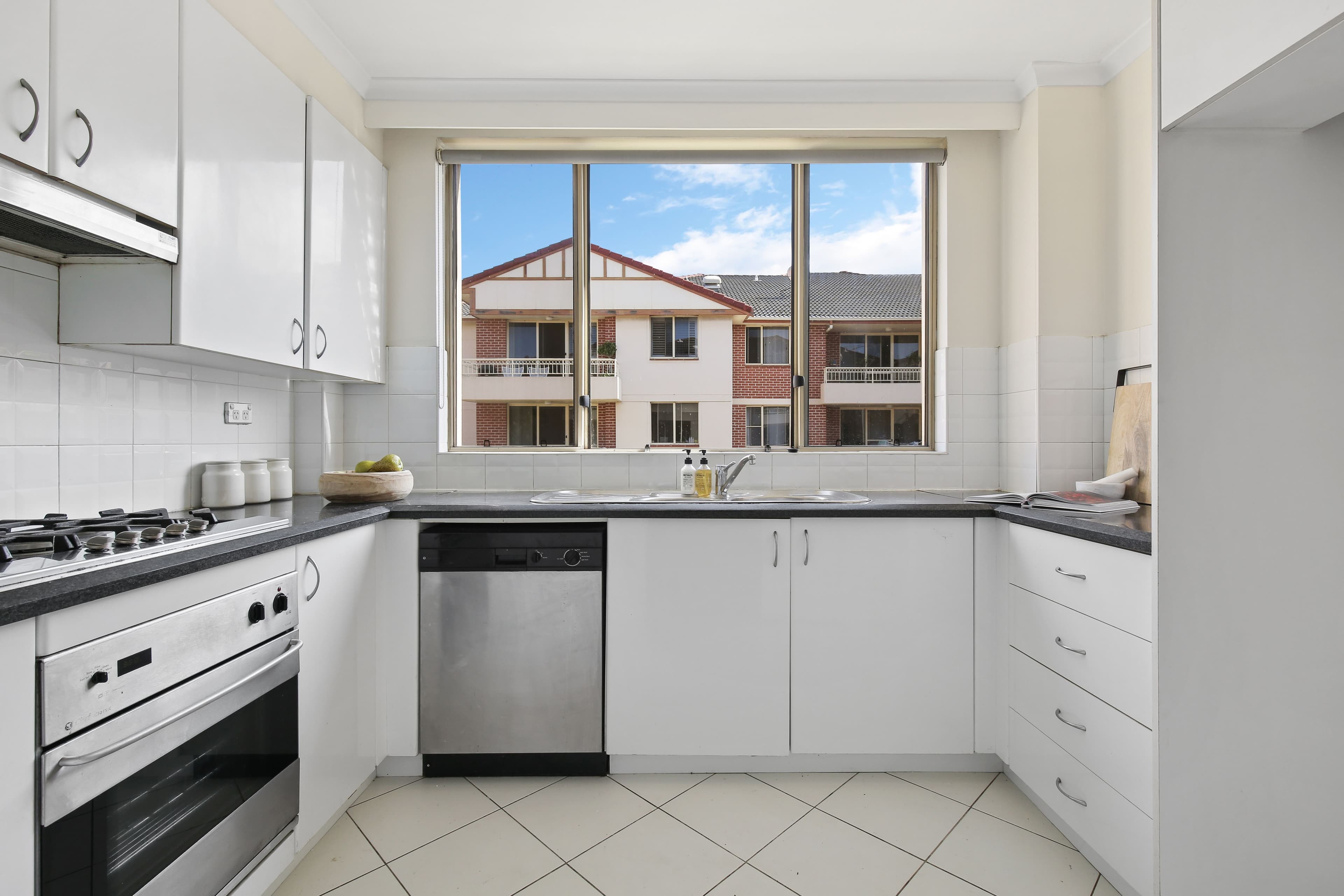 83 Dalmeny Avenue, Rosebery NSW 2018, Rosebery - Thumbnail 5