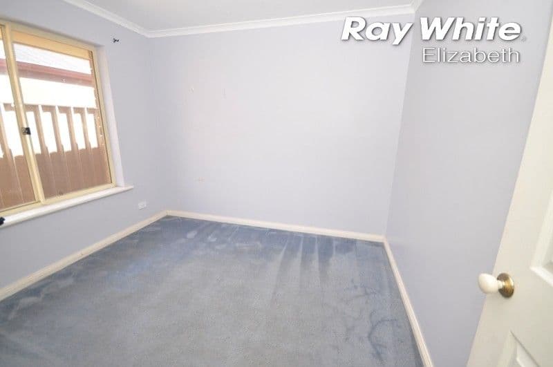 19. Axminster Crescent, Craigmore SA 5114, Craigmore - Thumbnail 6