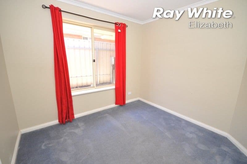 19. Axminster Crescent, Craigmore SA 5114, Craigmore - Thumbnail 7