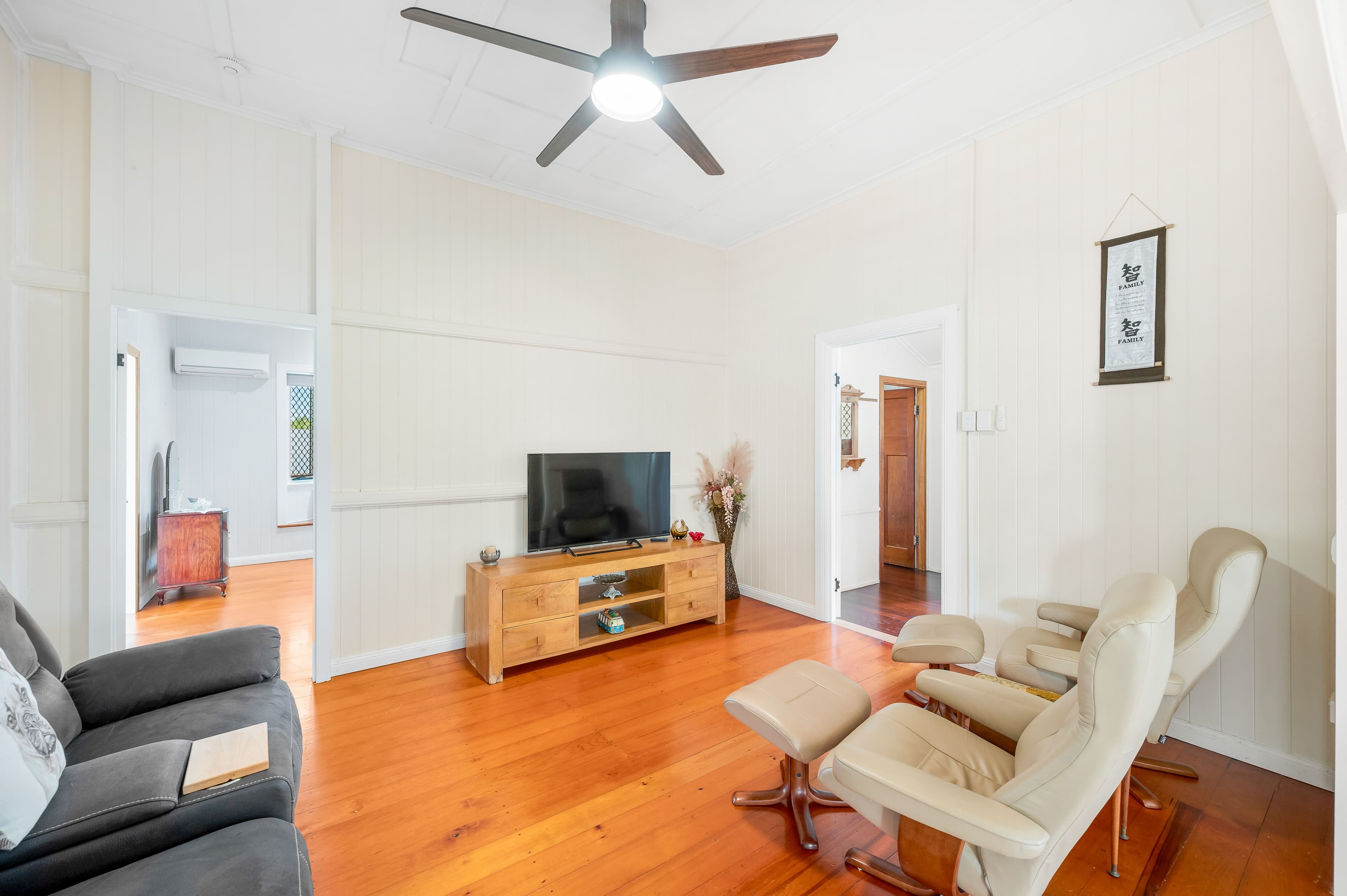 16 Rollo Street, Gladstone Central QLD 4680, Gladstone Central - Thumbnail 4