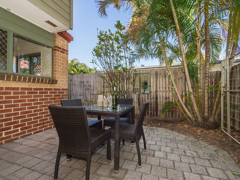93 Whiting Street, LABRADOR QLD 4215, Labrador - Thumbnail 5