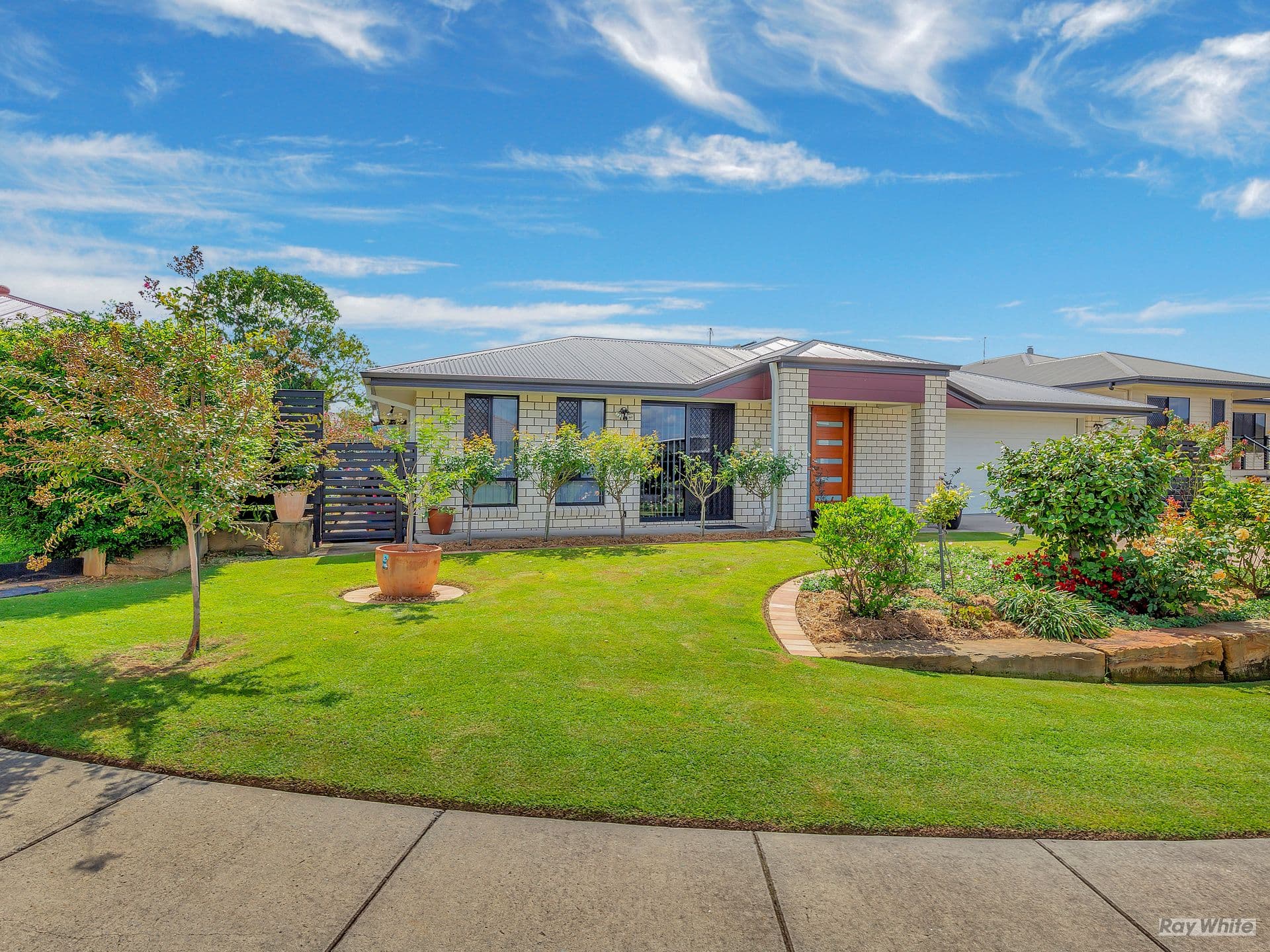 5 Gardner Place, Silkstone QLD 4304, Silkstone - Image 1