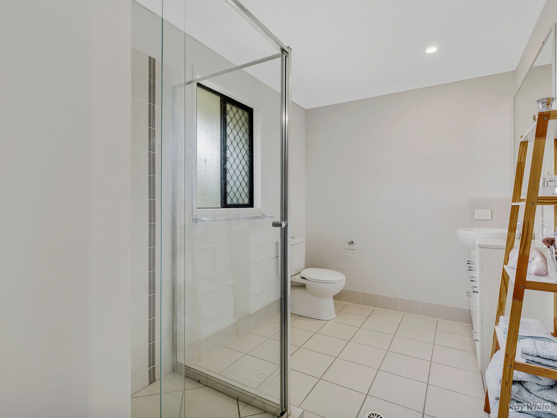 5 Gardner Place, Silkstone QLD 4304, Silkstone - Thumbnail 7