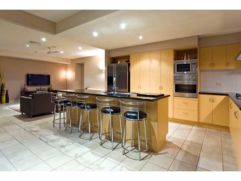 32 Helena Street, WELLINGTON POINT QLD 4160, Wellington Point - Thumbnail 2