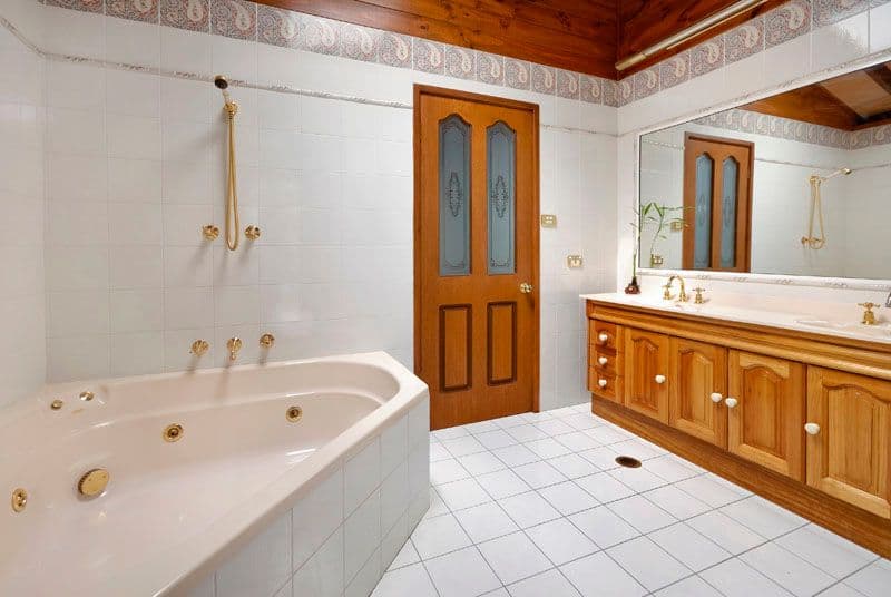 243 Prince Edward Park Road, WORONORA NSW 2232, Woronora - Thumbnail 5