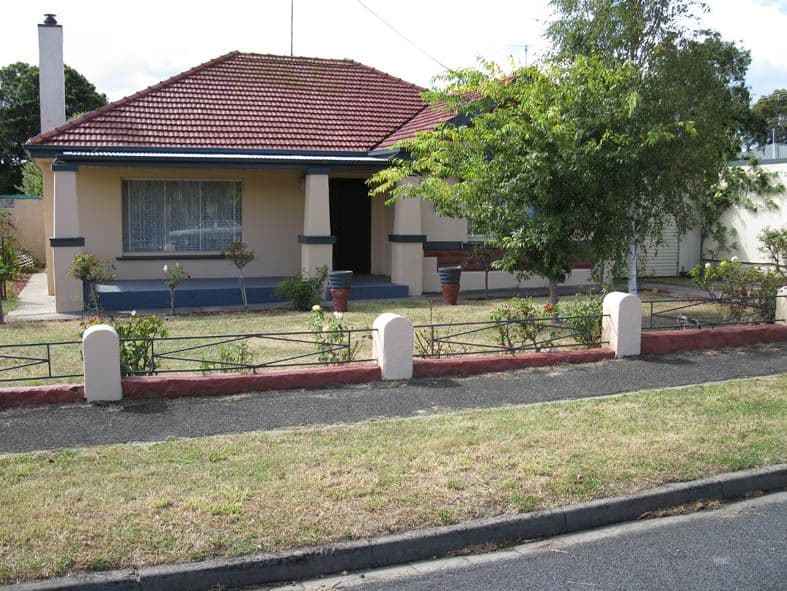 17 Mark Street, MOUNT GAMBIER SA 5290, Mount Gambier - Image 1
