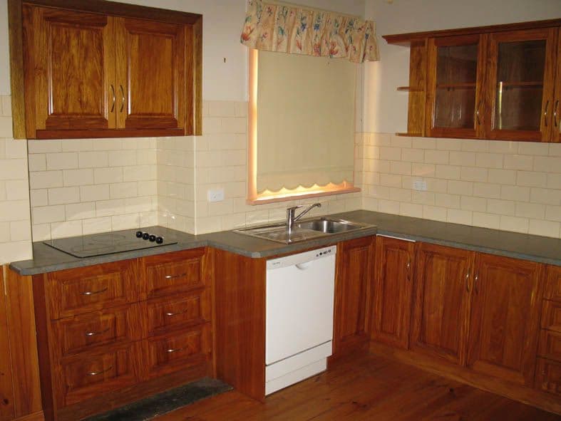17 Mark Street, MOUNT GAMBIER SA 5290, Mount Gambier - Thumbnail 2