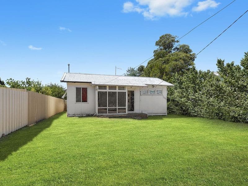 2 Clarke Street, Ararat VIC 3377, Ararat - Thumbnail 3