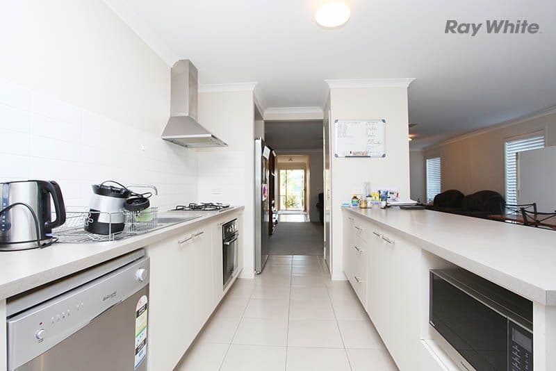 44 Gardenview Drive, Tarneit VIC 3029, Tarneit - Thumbnail 4