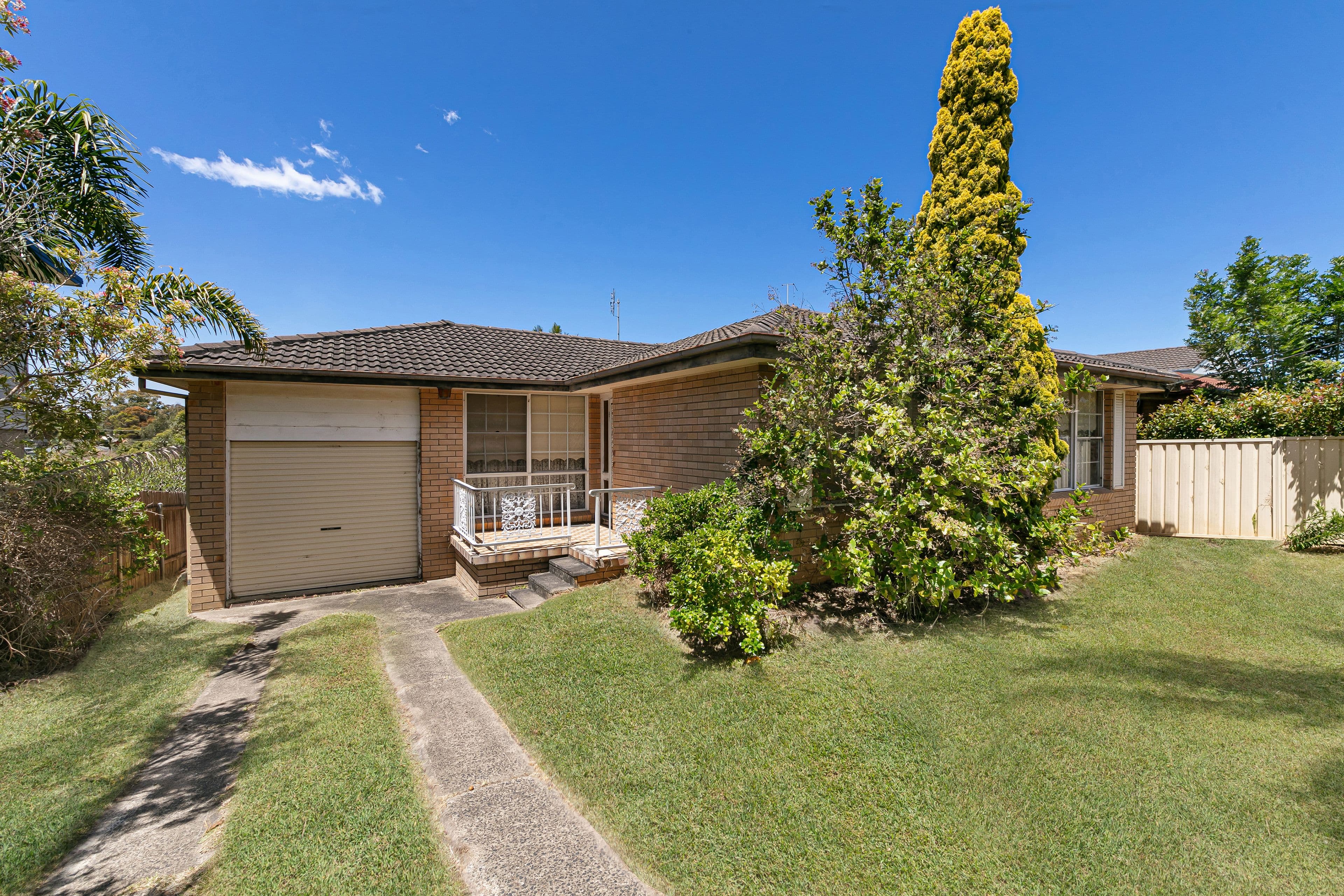 25 Woodlawn Drive, Budgewoi NSW 2262, Budgewoi - Image 1