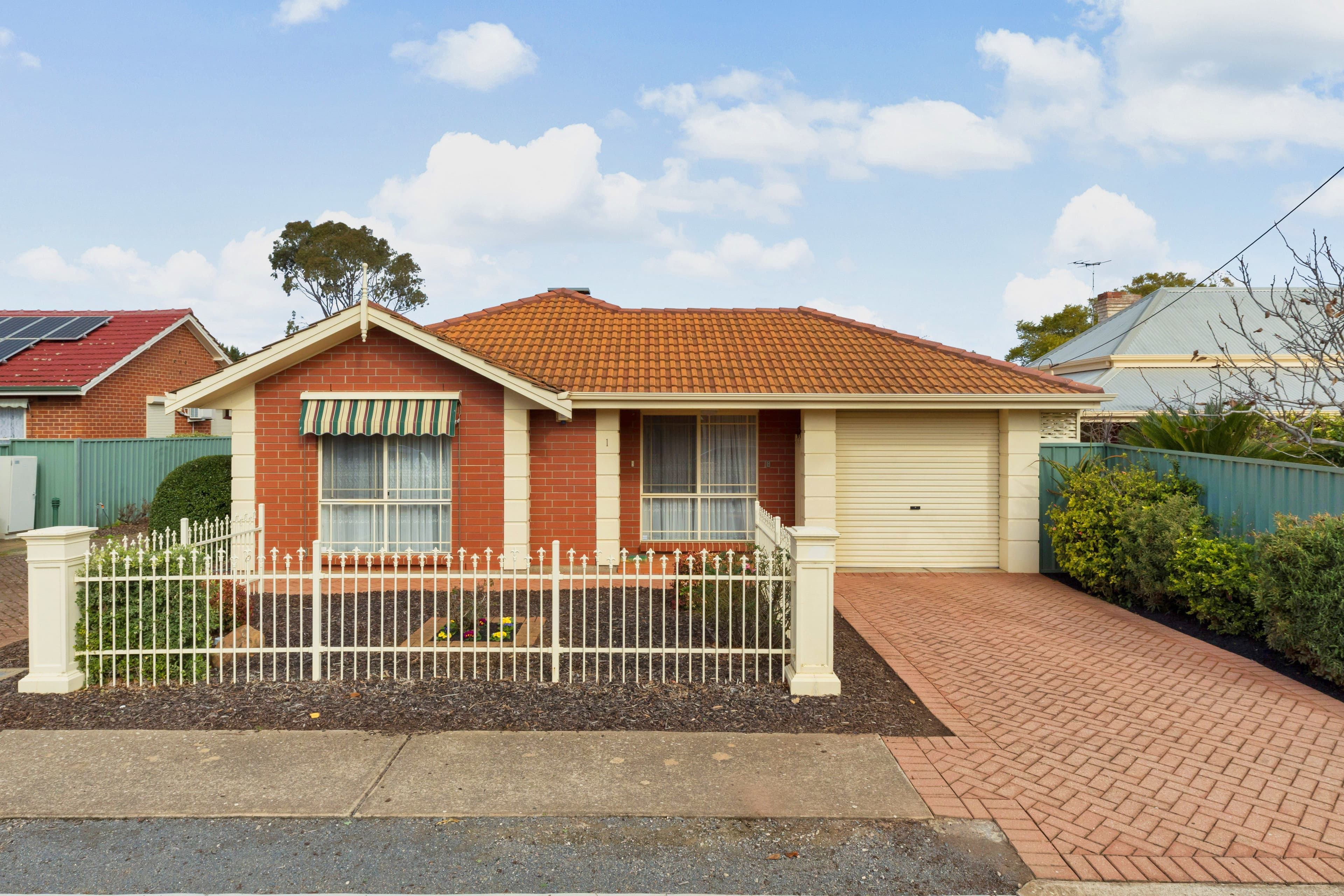 73 Dunrobin Road, Hove SA 5048, Hove - Image 1