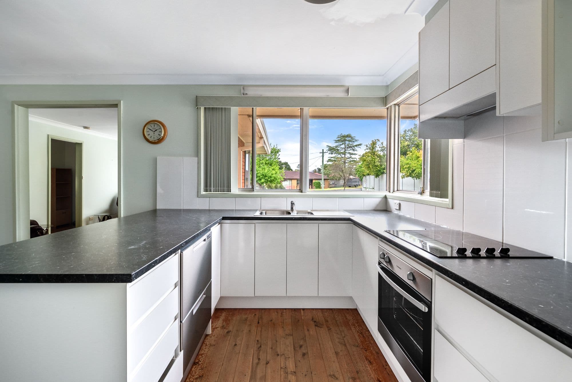 4 Lambert Place, Leumeah NSW 2560, Leumeah - Thumbnail 6