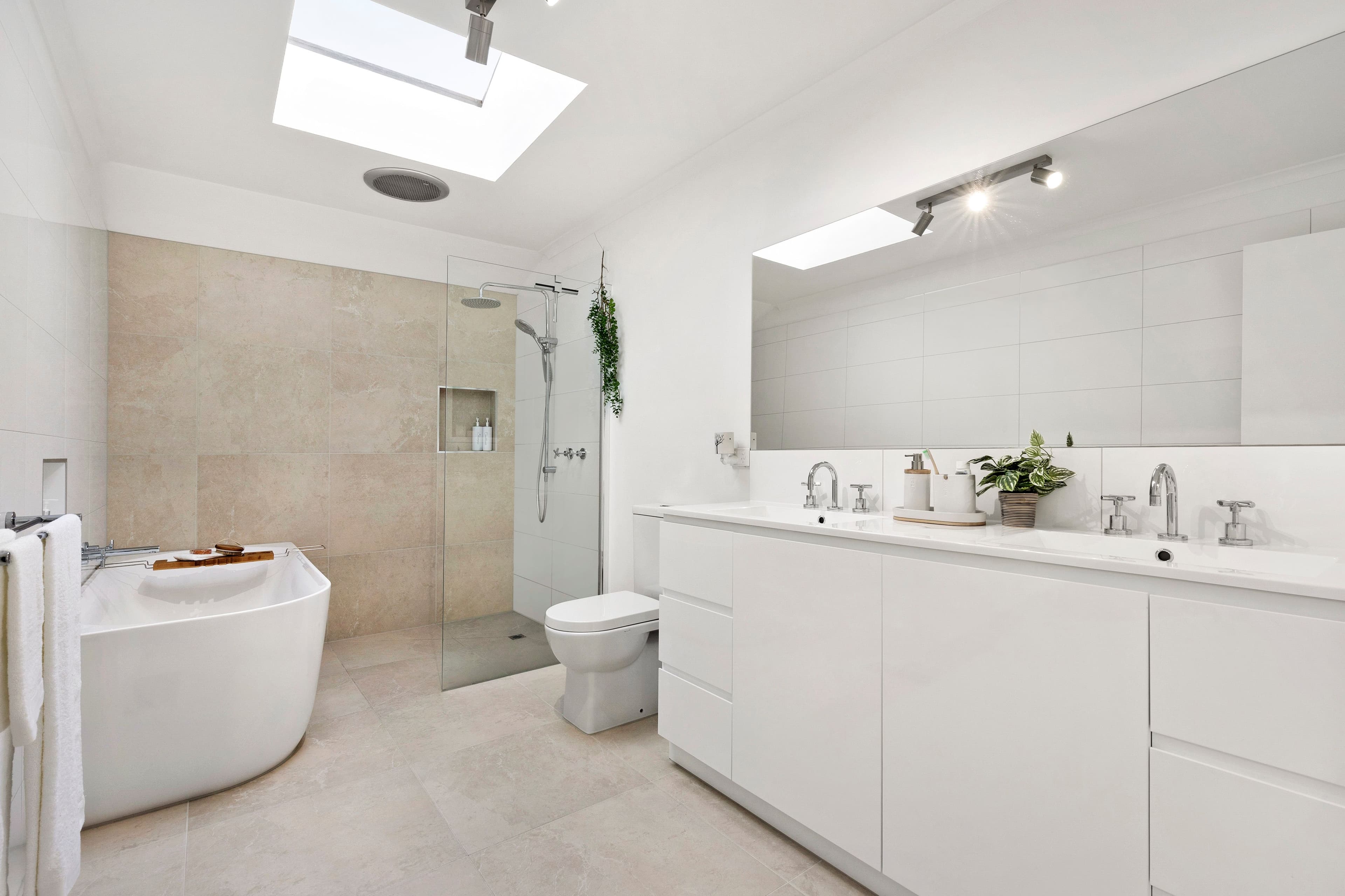 16 Hayden Avenue, Frankston VIC 3199, Frankston - Thumbnail 6