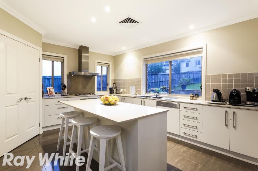 27 Fairmont Avenue, BAULKHAM HILLS NSW 2153, Baulkham Hills - Thumbnail 2