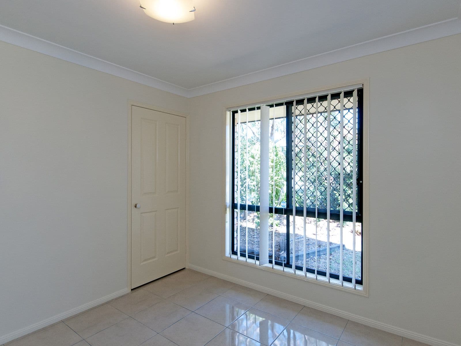 23 Lyrebird Lane, BELLBIRD PARK QLD 4300, Bellbird Park - Thumbnail 8