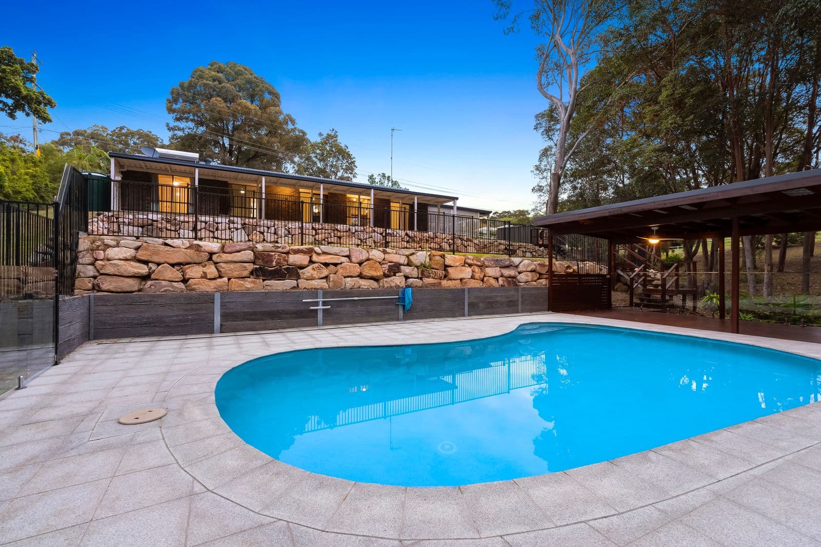 27 Cornwall Drive, Elanora QLD 4221, Elanora - Image 1
