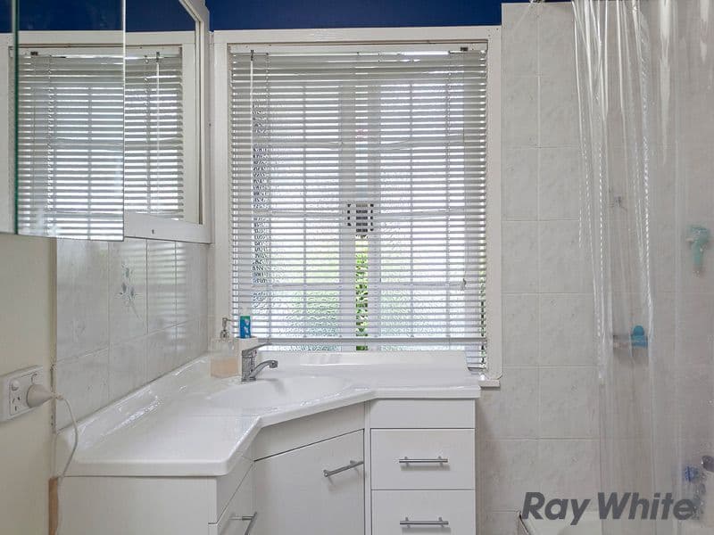 18 White Street, WAVELL HEIGHTS QLD 4012, Wavell Heights - Thumbnail 8