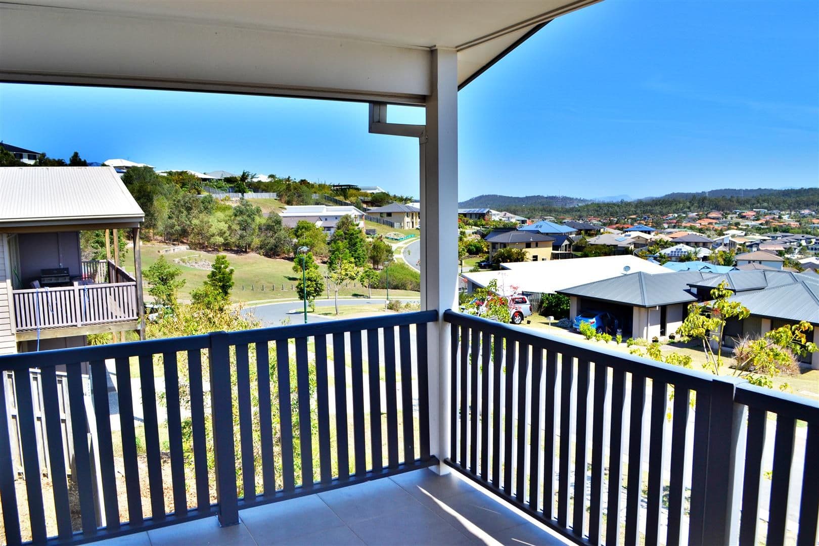 24 Angourie Crescent, PACIFIC PINES QLD 4211, Pacific Pines - Thumbnail 6