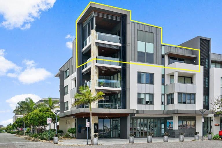 2 Sunset Avenue, Paradise Point QLD 4216, Paradise Point - Thumbnail 2