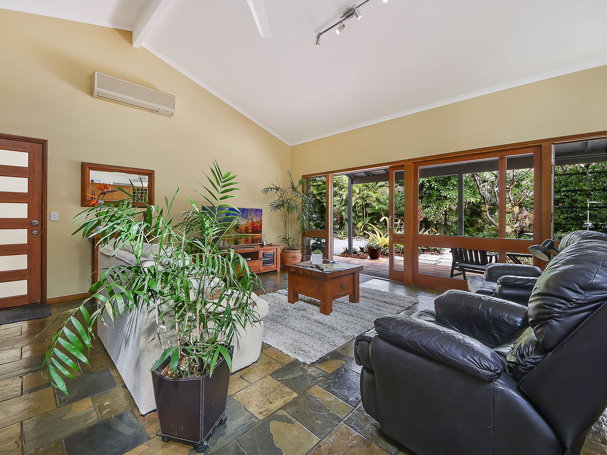 381 Mount Glorious Road, Samford Valley QLD 4520, Samford Valley - Thumbnail 4