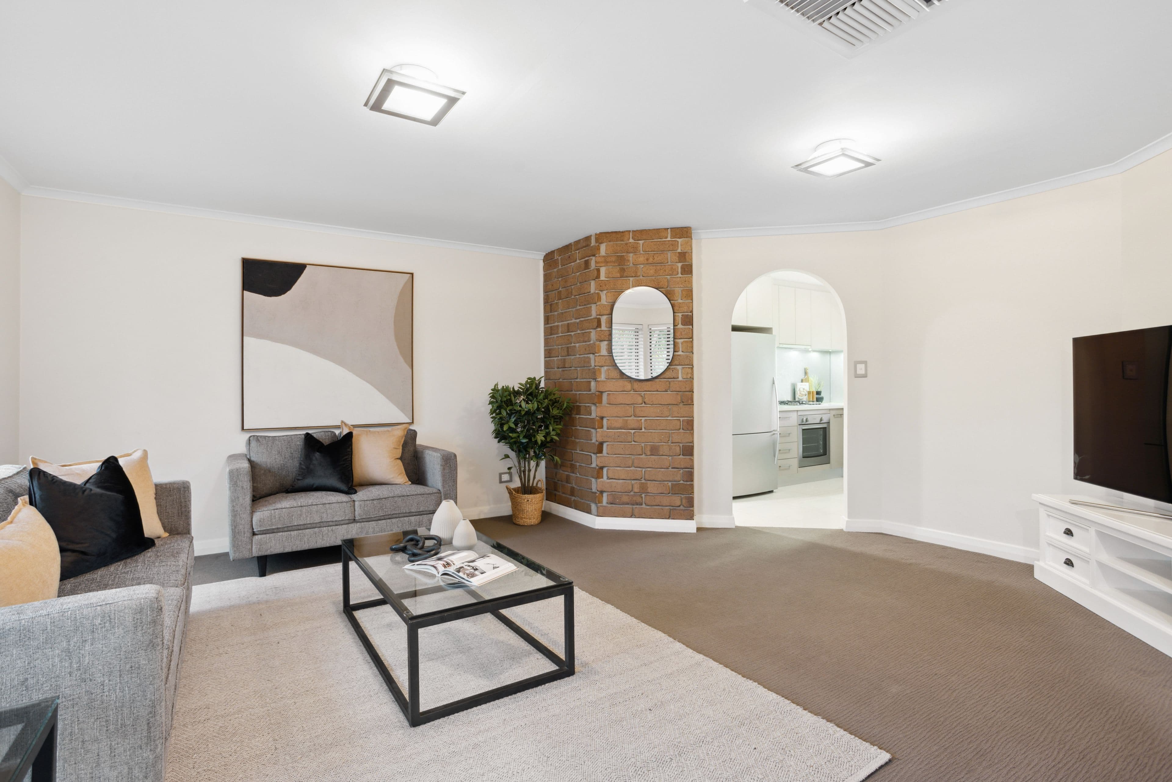 28 Warburton Drive, Woodcroft SA 5162, Woodcroft - Thumbnail 4