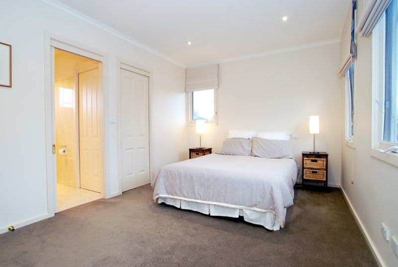 12 Toronto Avenue, DONCASTER VIC 3108, Doncaster - Thumbnail 5