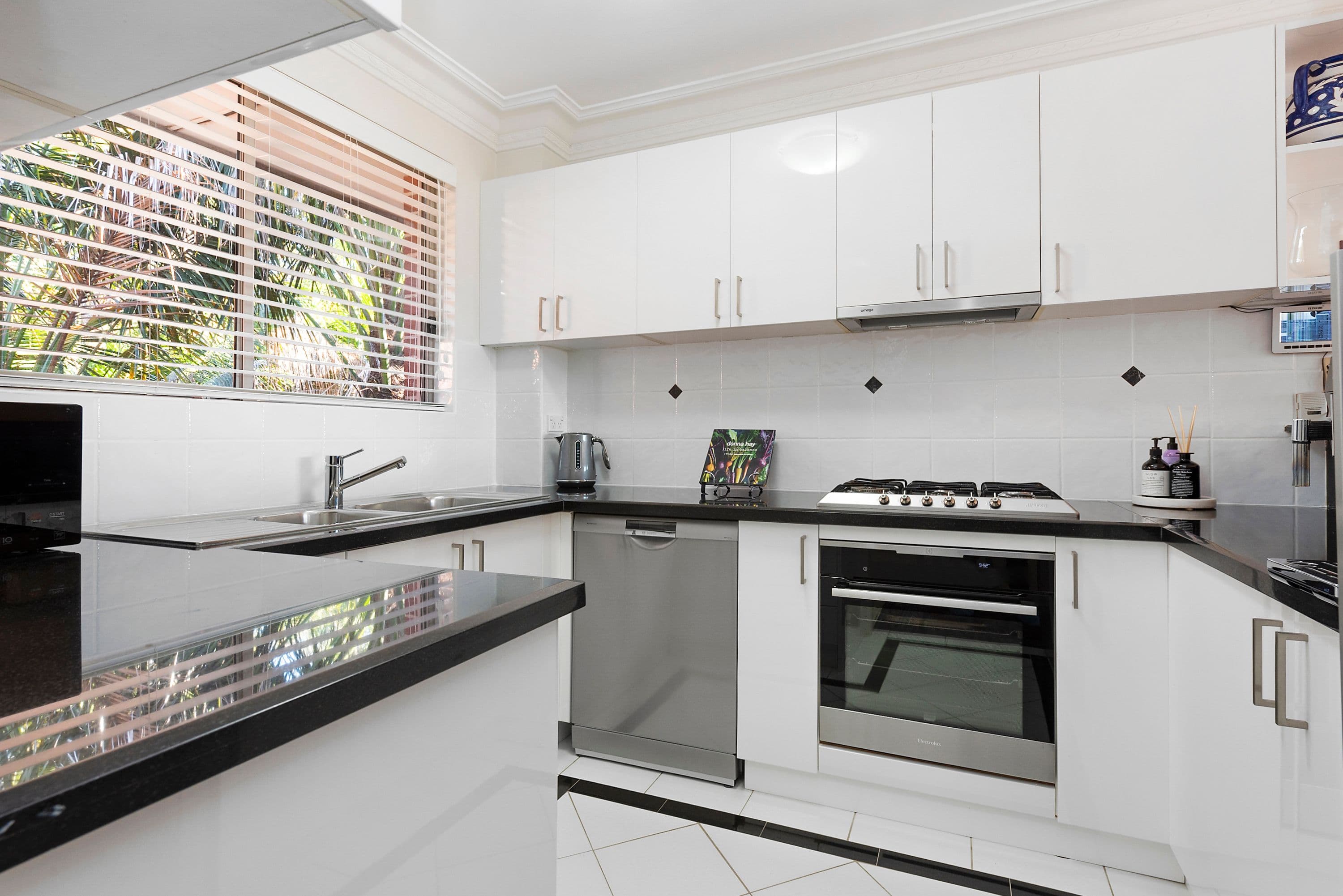 23-25 Burdett Street, Hornsby NSW 2077, Hornsby - Thumbnail 4