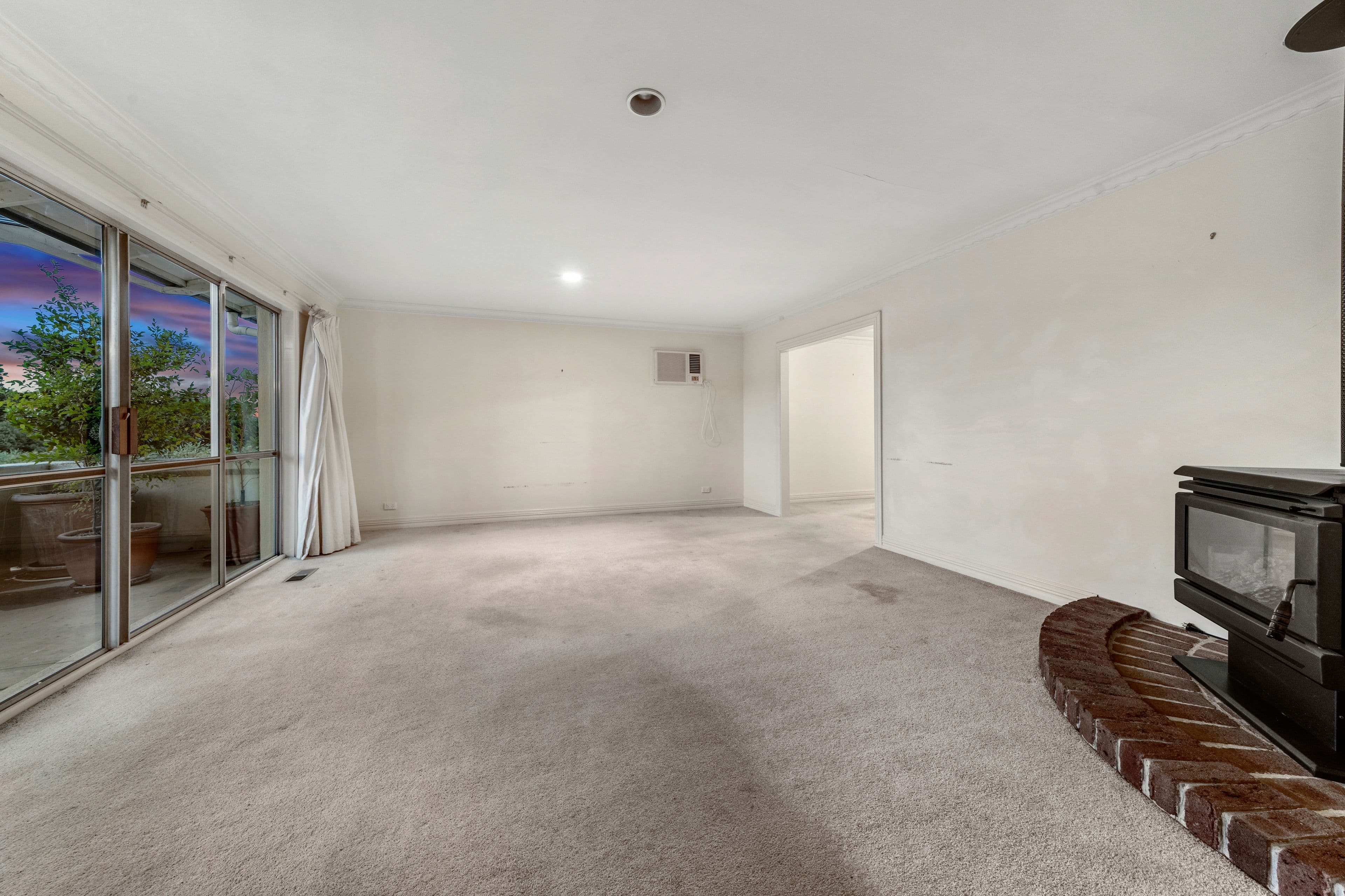 31 Mathieson Crescent, Weetangera ACT 2614, Weetangera - Thumbnail 7